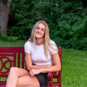 Meet your Posher, Faith